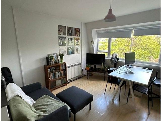 Apartment for rent in East Greenwich, Greater London