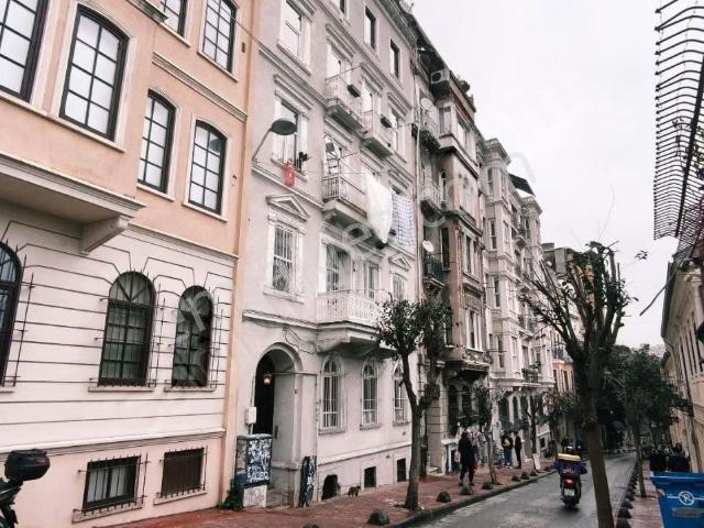 Beyoğlu, İstanbul içerisinde satılık mülk