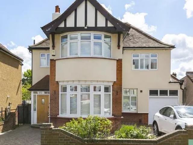 House for rent in Winchmore Hill, Edmonton