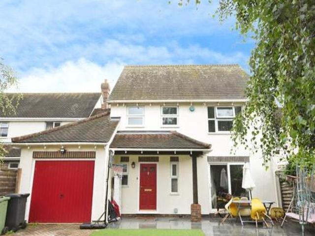 House for sale in Lyons, Greater London
