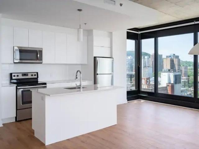 Apartment for rent in St. Leonard's, Quebec