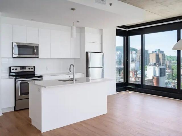 Apartment for rent in St. Leonard's, Quebec
