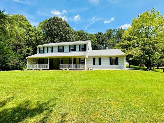 House for sale in Warrenton