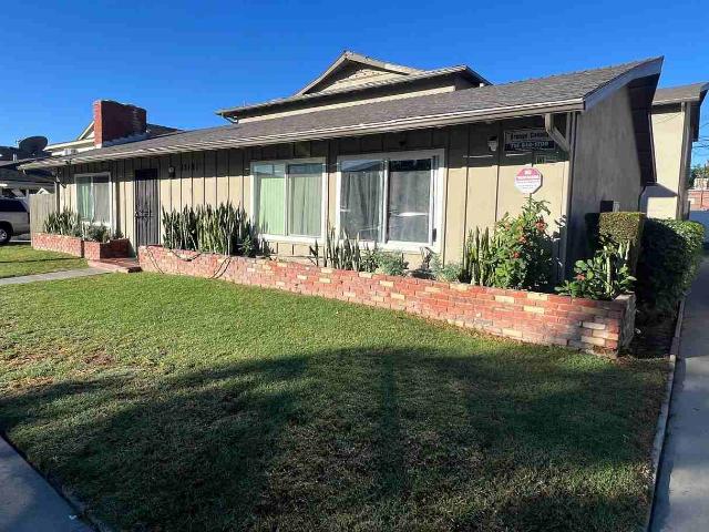 Apartment for rent in Tustin, California