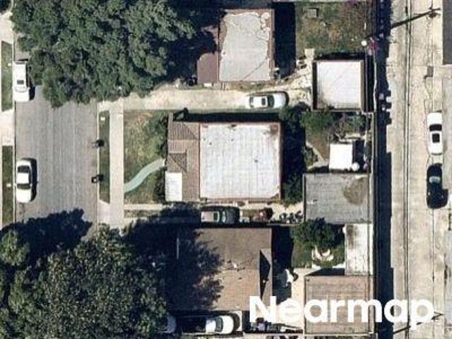 House for sale in Long Beach