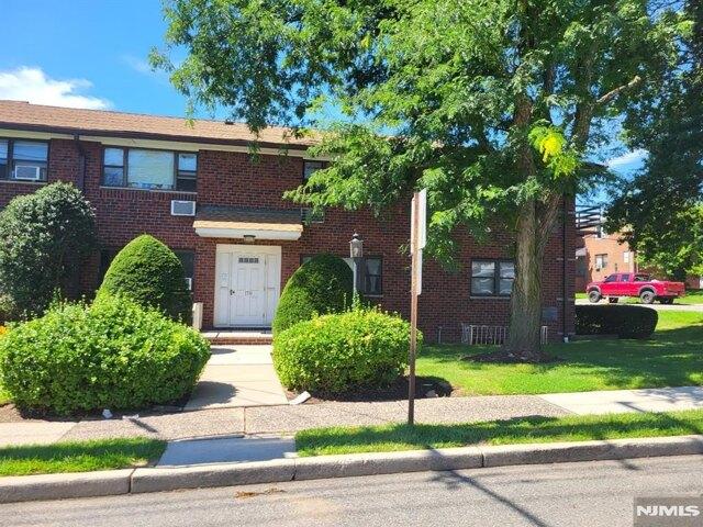 Condo for sale in Fort Lee, New Jersey
