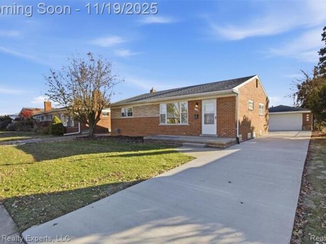 House for sale in Madison Heights, Michigan