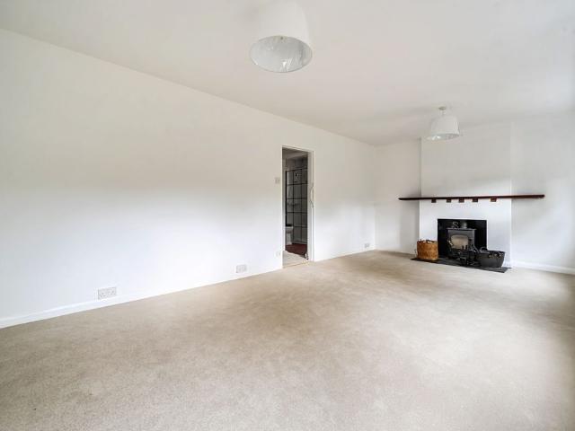 House for rent in Elstead, Waverley