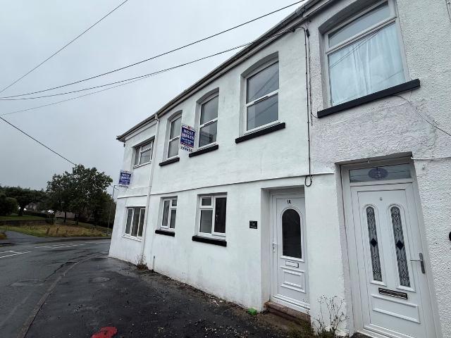 Apartment for rent in Pont-henri, Wales
