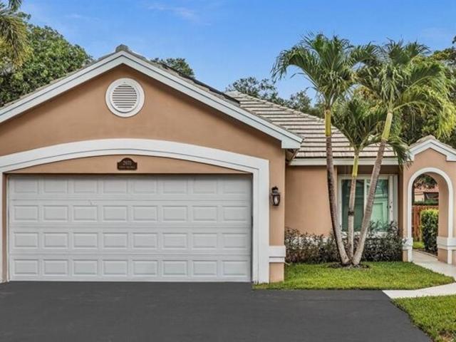 House for sale in Davie