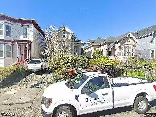 House for rent in Oakland