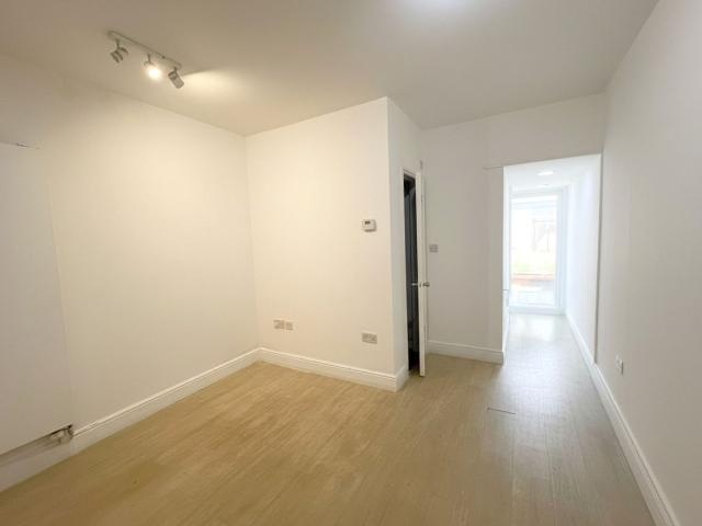 House for rent in London Borough of Hounslow, Osterley
