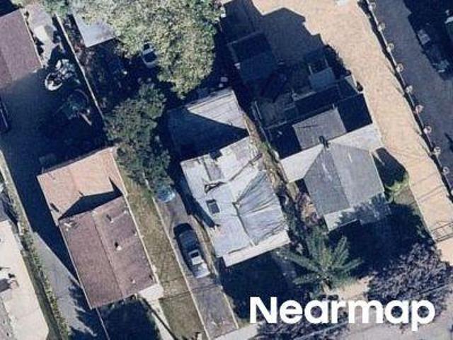 House for sale in Bloomfield, New Jersey