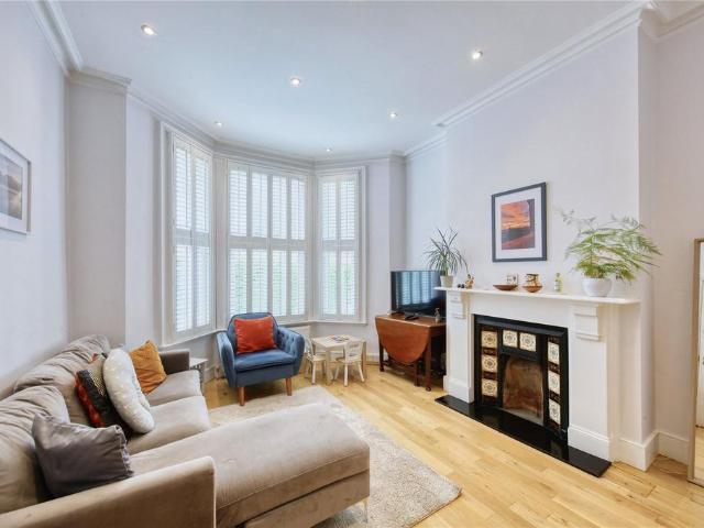 Apartment for rent in Clapham Junction, Greater London