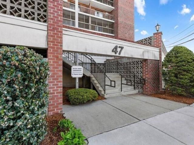 Condo for sale in Arlington, Middlesex County