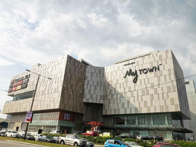Office for rent in Country Heights Damansara, Kuala Lumpur