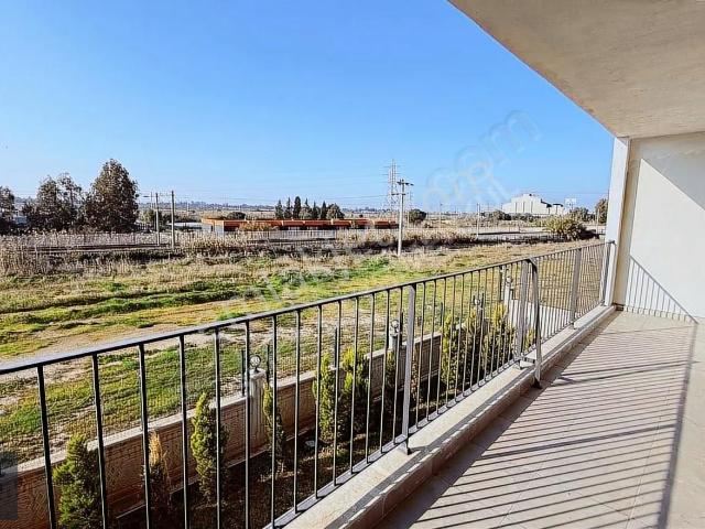 Çiğli, İzmir içerisinde kiralık mülk
