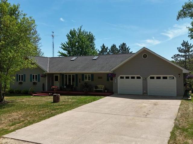 House for sale in Crivitz, Wisconsin
