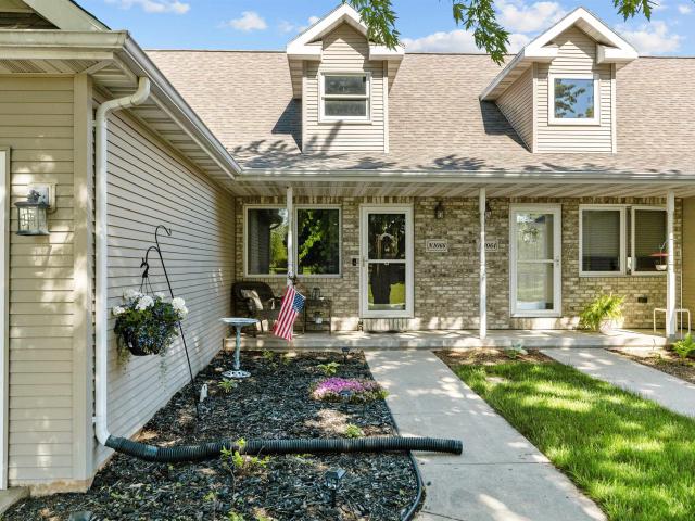 Condo for sale in Greenville, Wisconsin