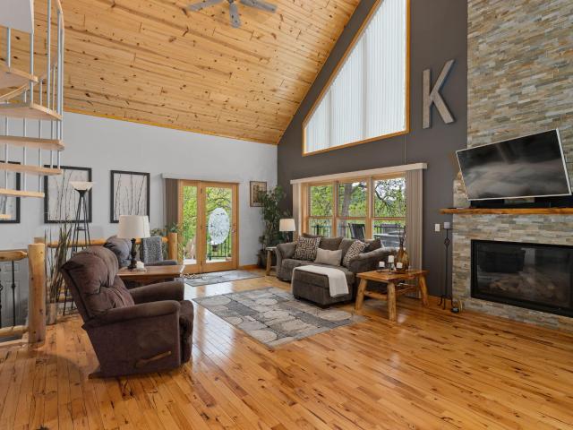 House for sale in Town of Shelby, La Crosse County