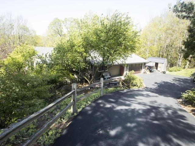 House for sale in Ashippun, Wisconsin