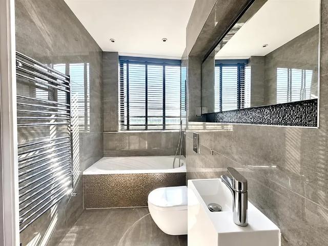 Apartment for rent in London Borough of Enfield, Greater London