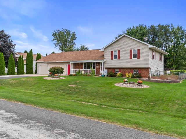 House for sale in Greenville, Outagamie County