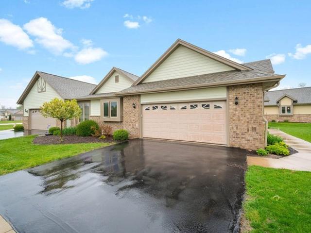 Condo for sale in Jackson, Wisconsin