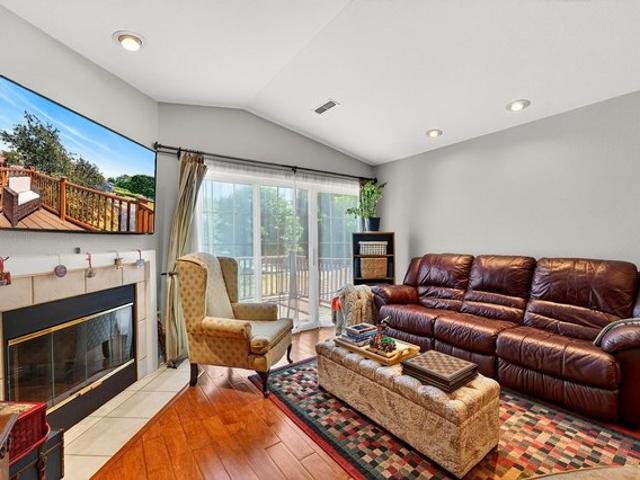 Condo for sale in Pewaukee, Wisconsin