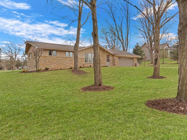 House for sale in Pewaukee, Wisconsin