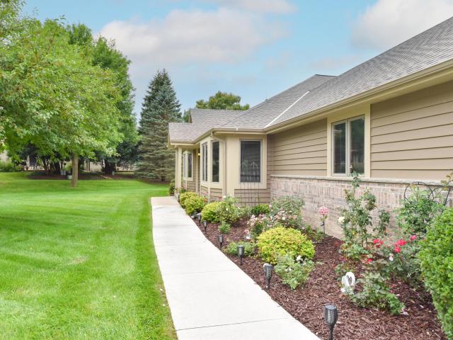 Condo for sale in City of Pewaukee, Waukesha County