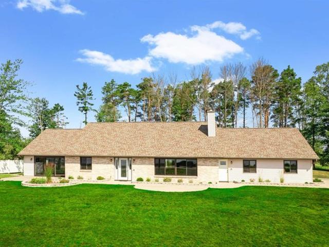 House for sale in Menominee, Michigan