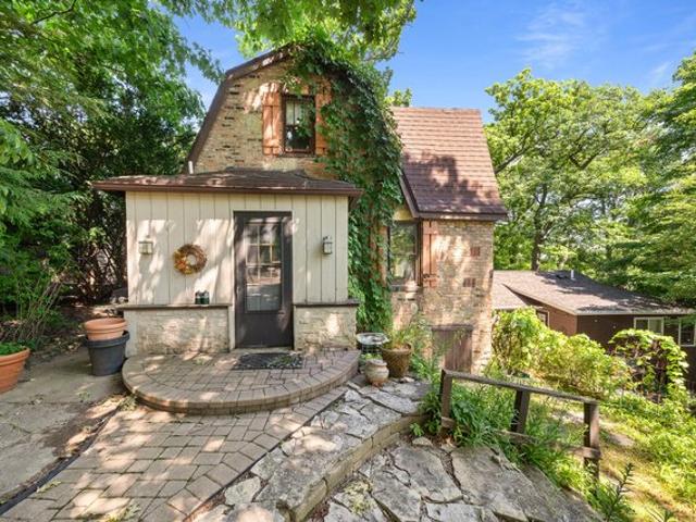 House for sale in Chili, Wisconsin