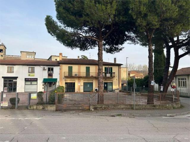 Ufficio in affitto a Cenerente, Umbria