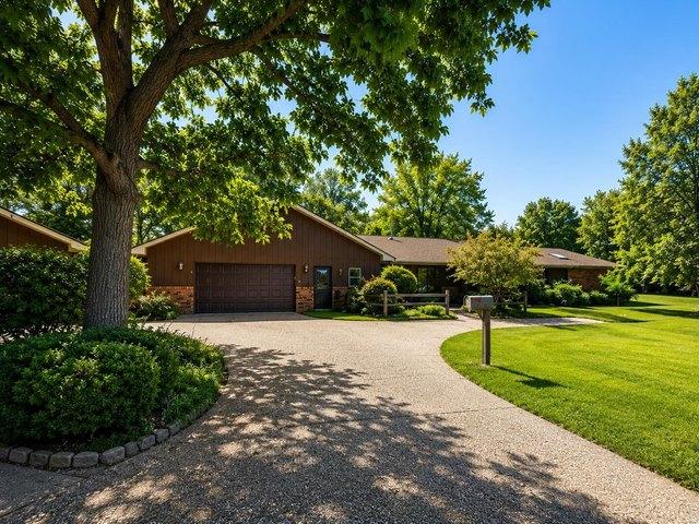 House for sale in Juneau, Wisconsin