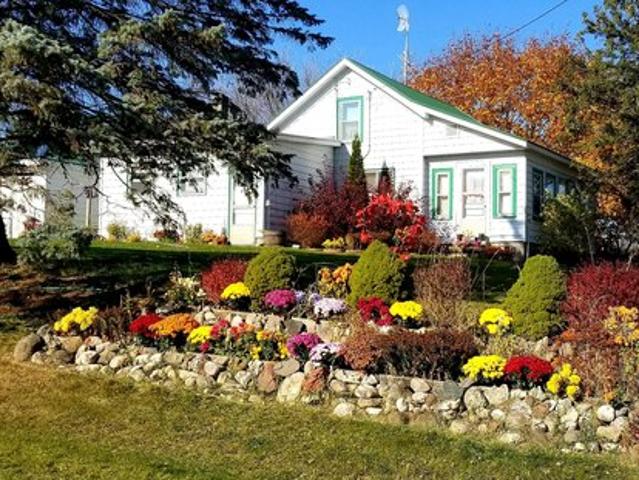 House for sale in Juneau, Wisconsin