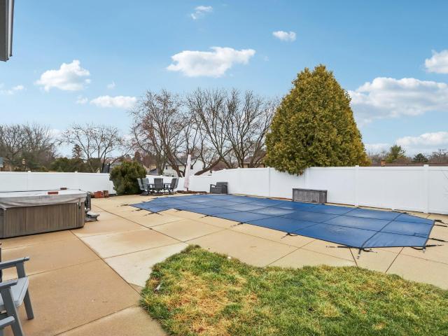 House for sale in Pewaukee, Wisconsin