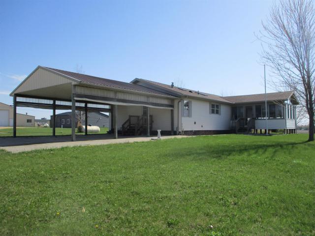 House for sale in Juneau, Wisconsin