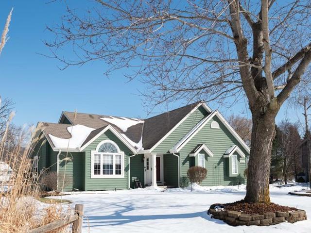 House for sale in Pewaukee, Wisconsin