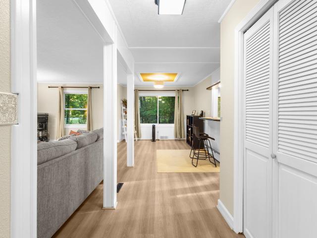 House for sale in Marinette, Marinette County