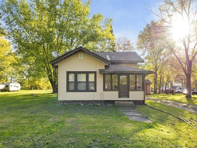 House for sale in Humbird, Town of Mentor