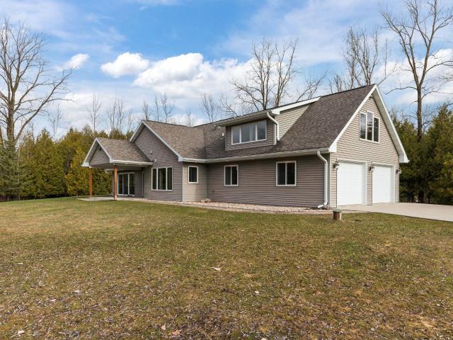 House for sale in Black Creek, Wisconsin