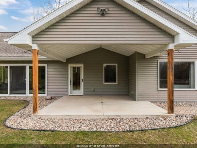 House for sale in Black Creek, Wisconsin