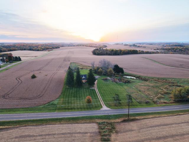 House for sale in Town of Union, Pierce County