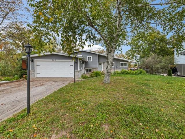 House for sale in City of Pewaukee, Waukesha County