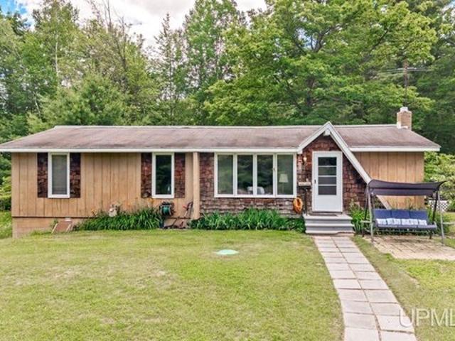 House for sale in Iron Mountain, Michigan