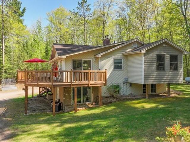 House for sale in Springbrook, Wisconsin