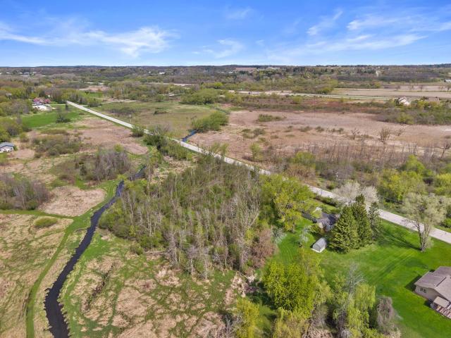Property for sale in Pewaukee, Wisconsin