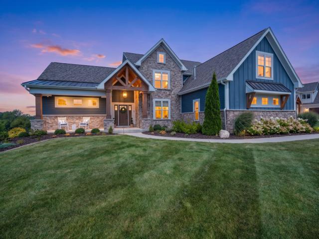 House for sale in Pewaukee, Wisconsin
