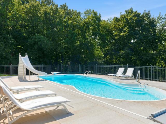 House for sale in Pewaukee, Wisconsin